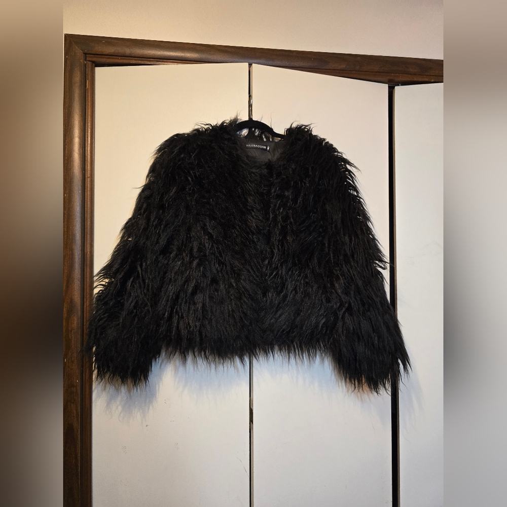 Super Shaggy faux fur jacket XL fits like M